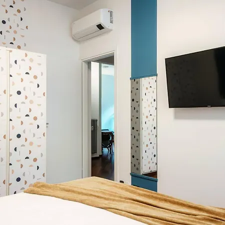 Apartament Blue Mood - By Myhomeincomo *