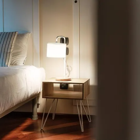 Blue Mood - By Myhomeincomo *