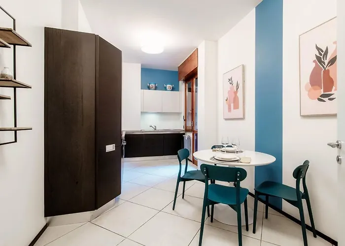 Blue Mood - By Myhomeincomo דירה